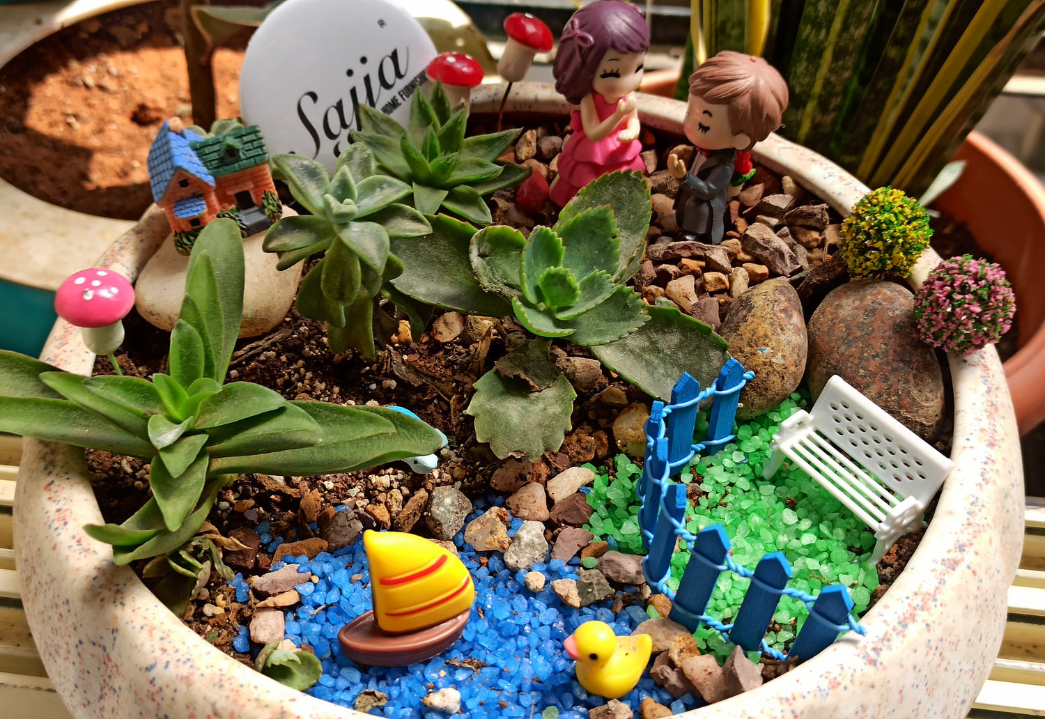 Miniature garden toys