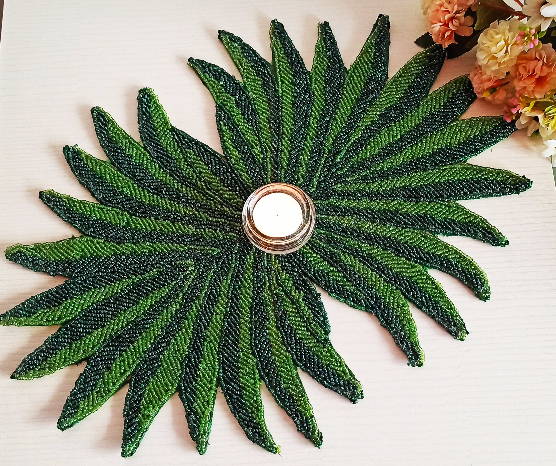 Classic Leaf Decorative Beads Table Placemat Beaded Décor Mat