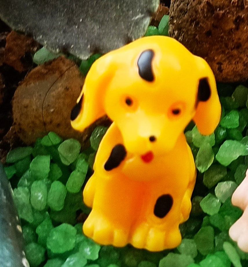 Miniature Polyresin Toy Plastic for Fairy Garden Yellow Dog Set of 1 - Sajja Garden Nursery
