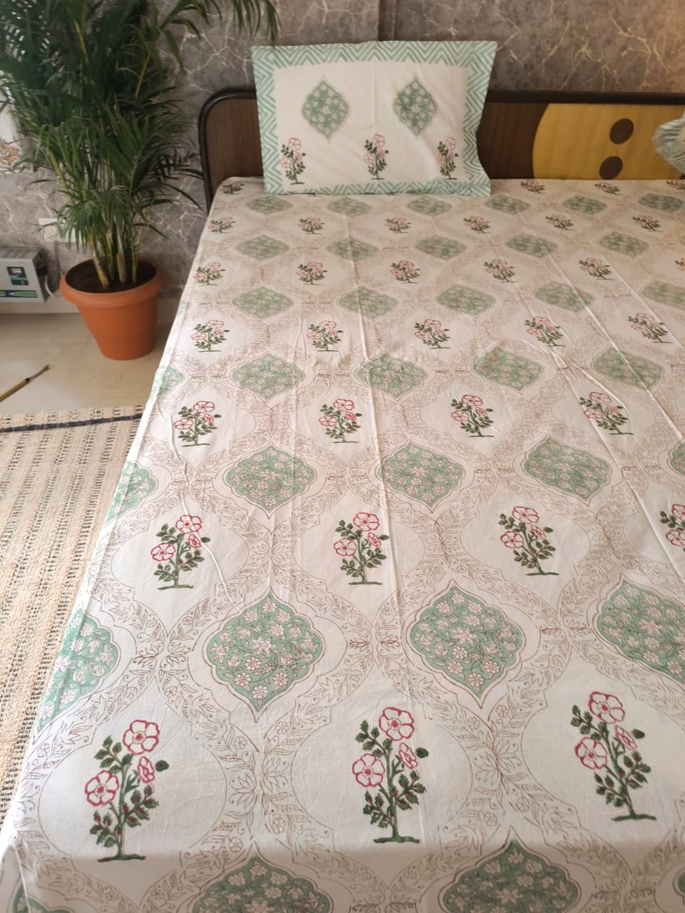 Vintage Hand block Green Pooklam Floral Cotton Double Bedsheet King 9 feet x 9 feet