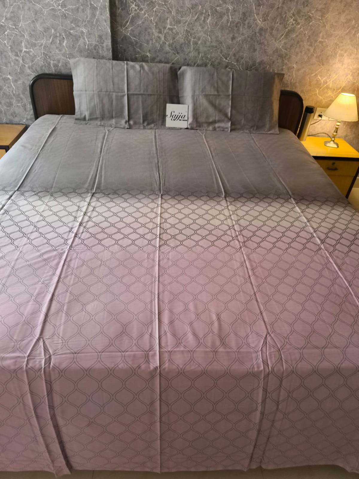 Premium Ombre Collection Fine Cotton Lilac White Double Bedsheet Super King 9f x 9f