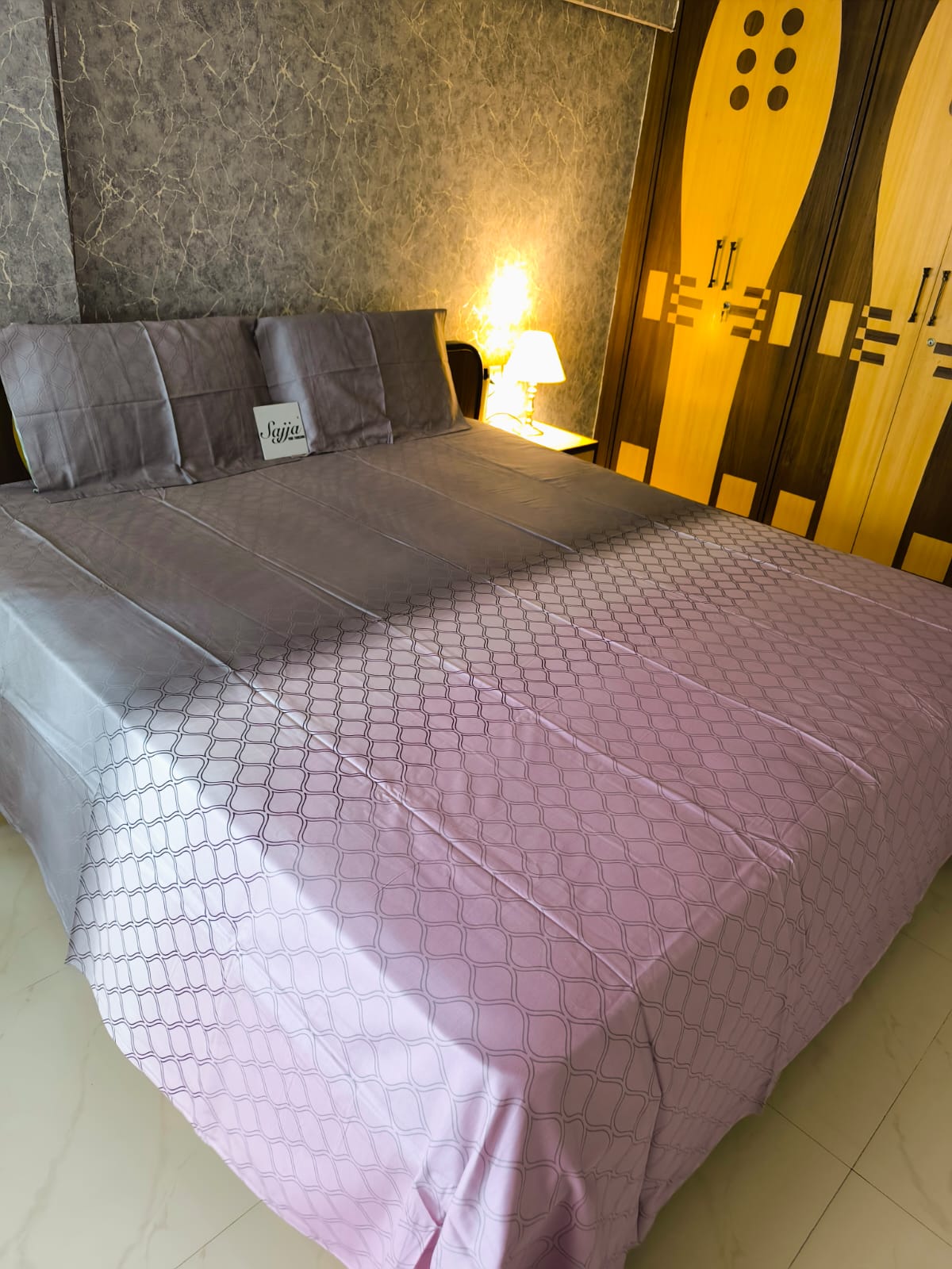 Premium Ombre Collection Fine Cotton Lilac White Double Bedsheet Super King 9f x 9f
