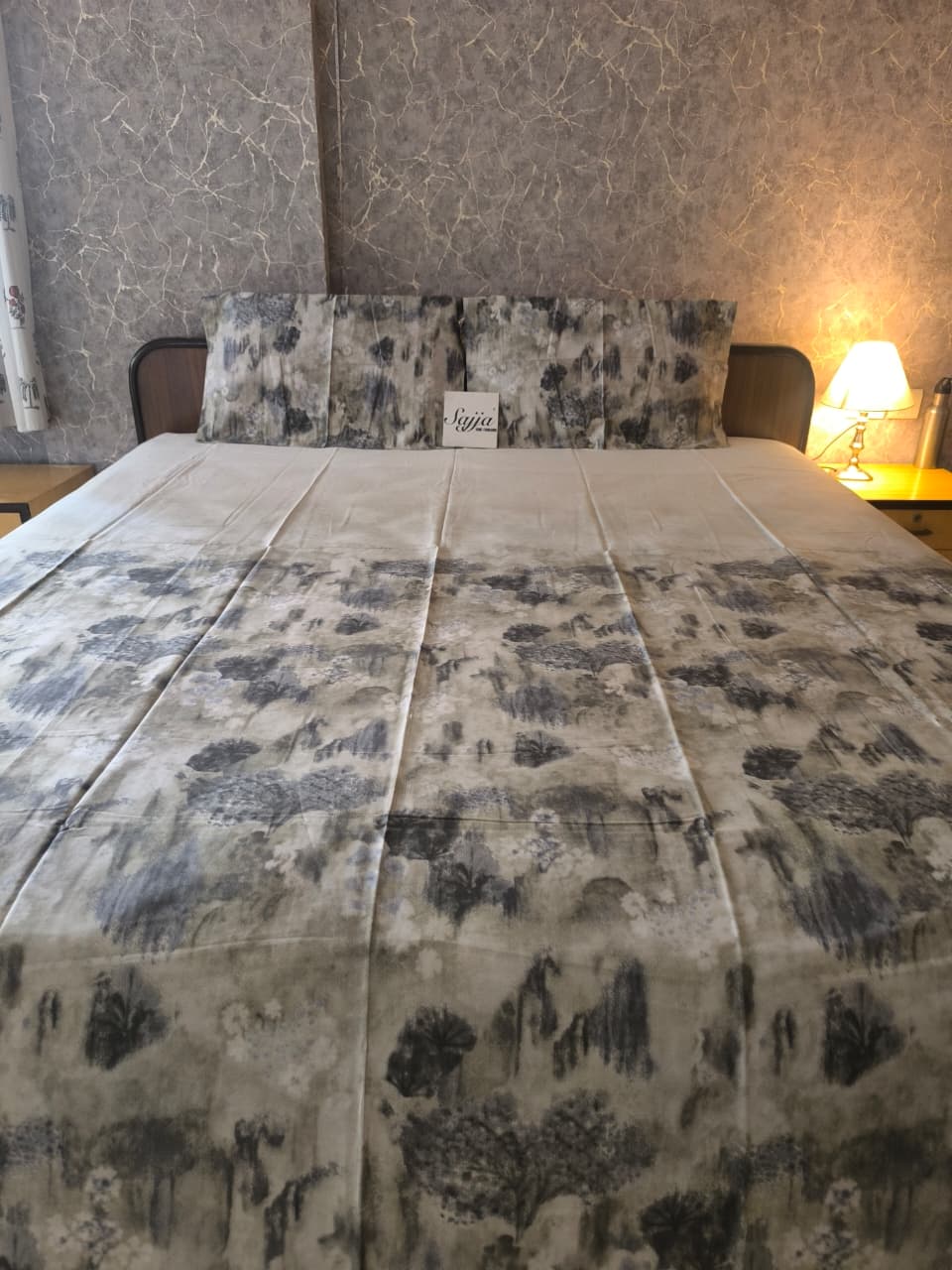Buy Online Designer Ombre Mint Green Fine Cotton King Bedsheet 108 x 108 inches