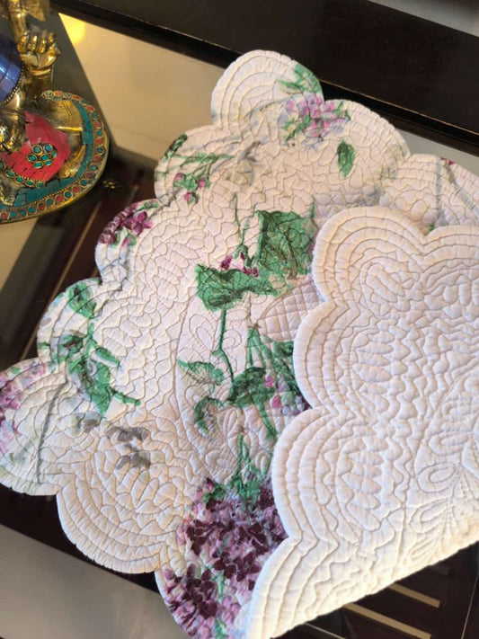 White With Floral Vine Cotton Cotton Quilted Reversible Table Placemat