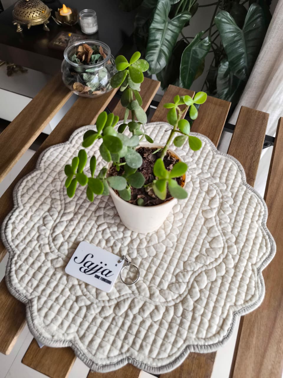 Velvet Ivory Patta Floral Hand Quilted Round Cotton Table Fabric Placemat