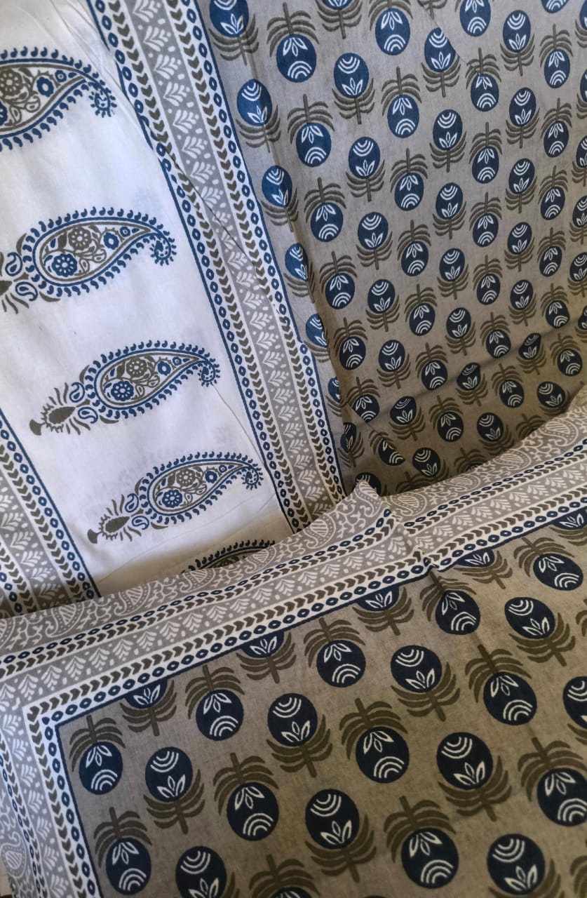 Autoloom South Cotton Cotton White Grey Mughal Pattern Single Bedsheet (63 x 90 in)