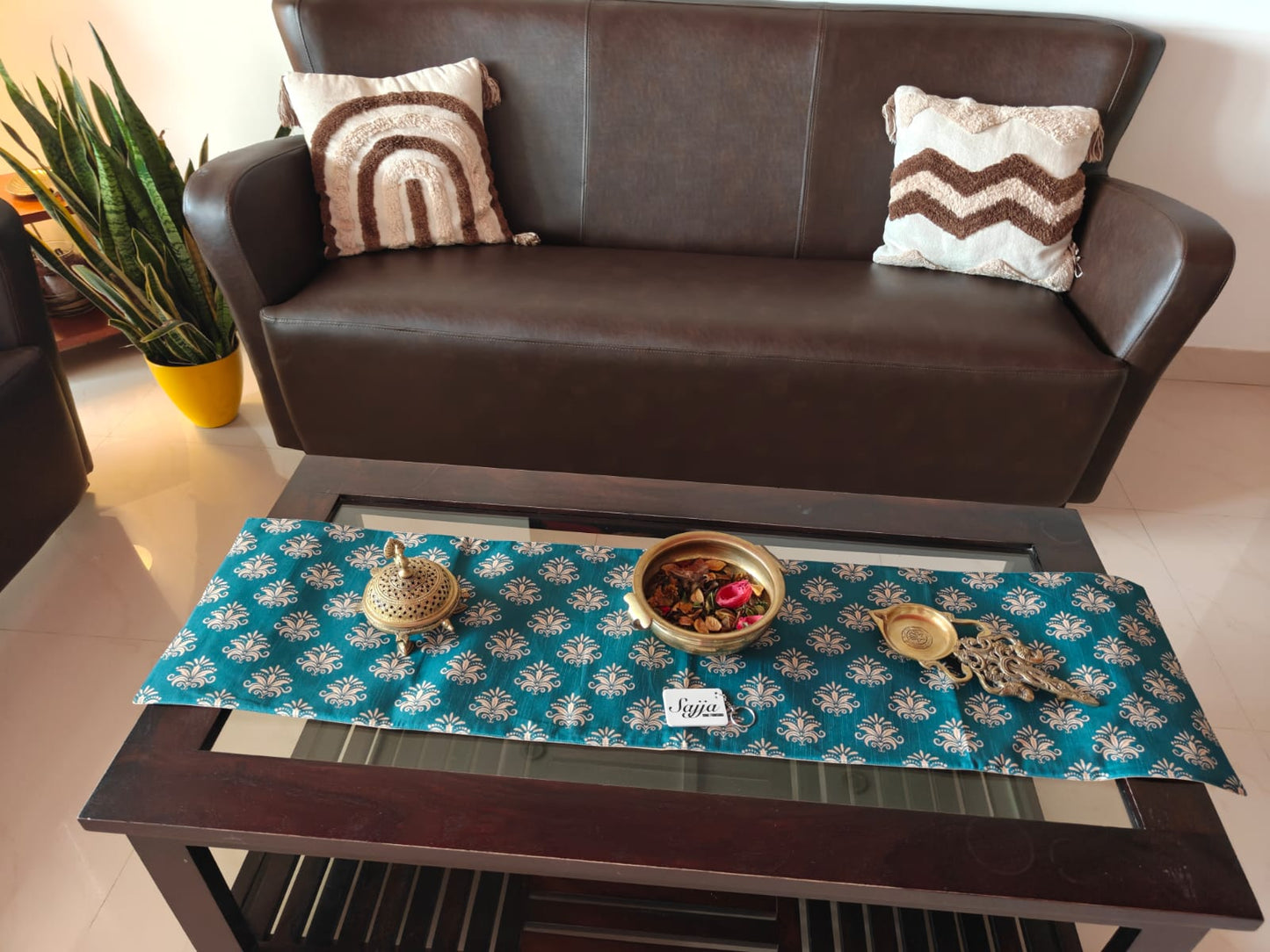 Jade English Art Inspired Silk Small Coffee Table Runner L-48 in, W-12 in