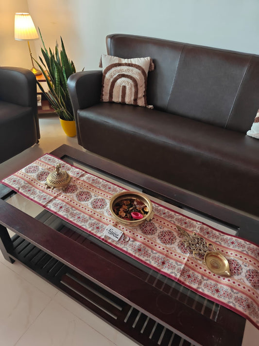 Sajja Enchanting English Rose Elegant Silk Table Runner (12 x 72 inches)