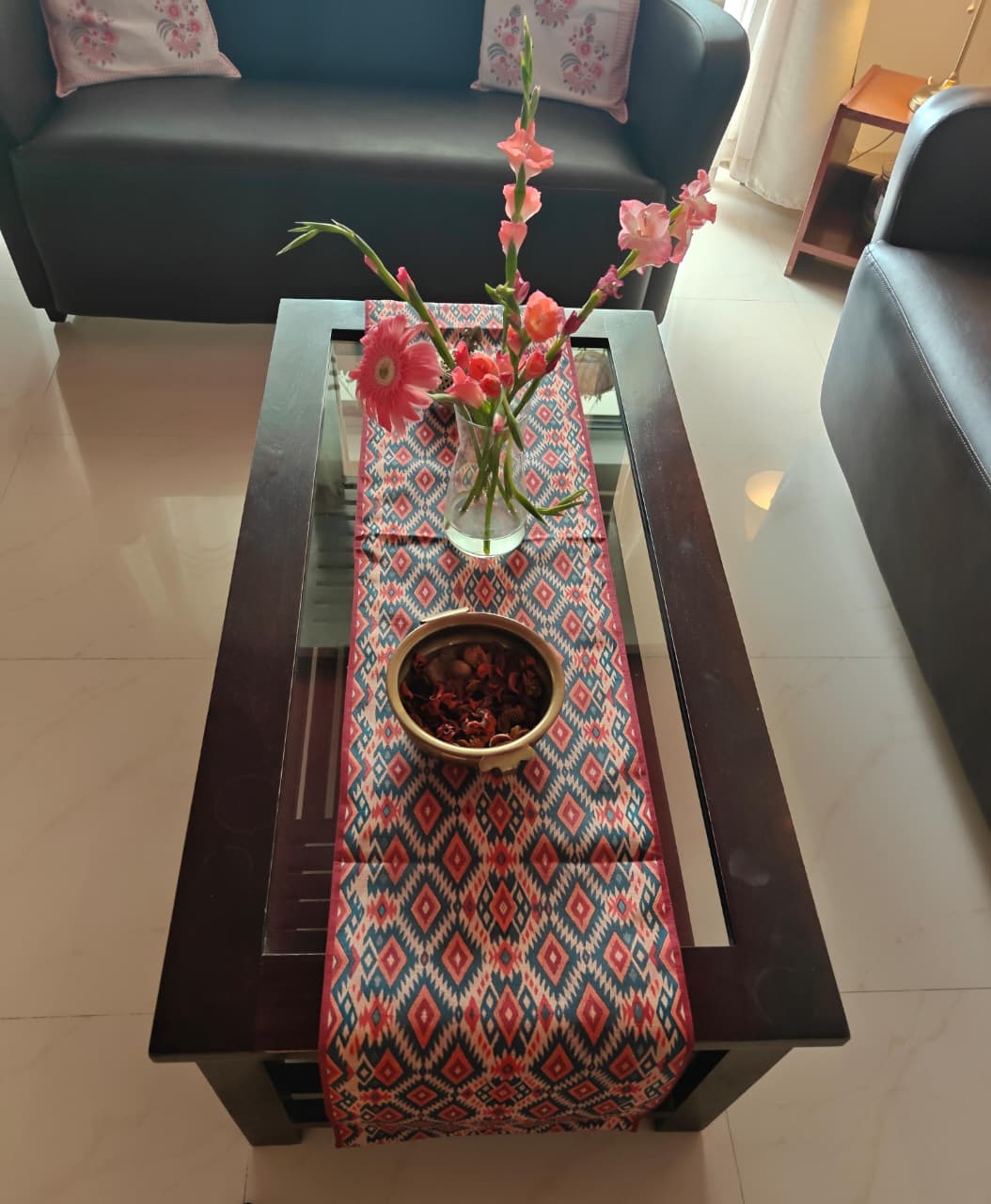 Table Runner Trending Ikat Pattern Multioclour Dupioni Silk (L-72 in, W-12in)