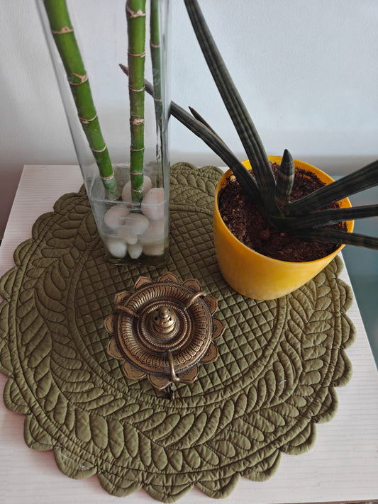 Elegant Teal Round Floral Rose Round Cotton Fabric Focal Table Mat