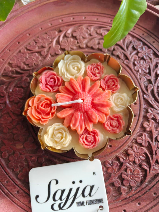 Dhalia Roses Soy Wax Gold Plated Urli Candle | Handcrafted Diya | 1 piece | Indian Festival Diya | Decorative Metal Candle Holder for Pooja & Festive Decor (Copy)