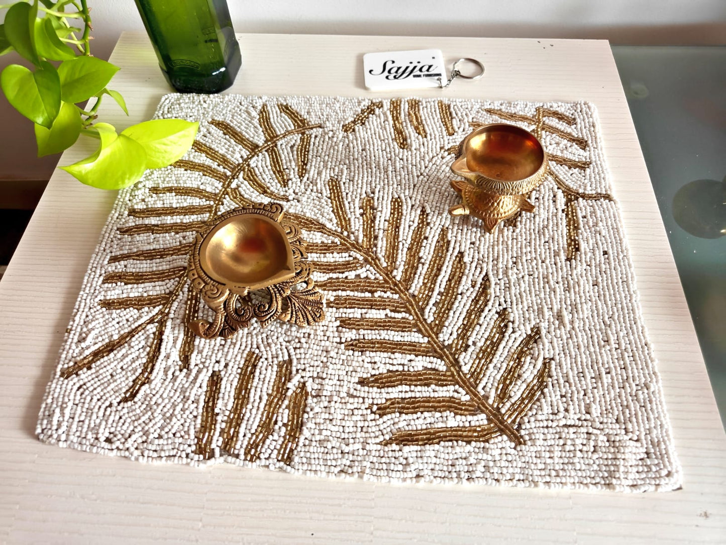 Stylish White Gold Leaves Beads Mats Décor Small Runner