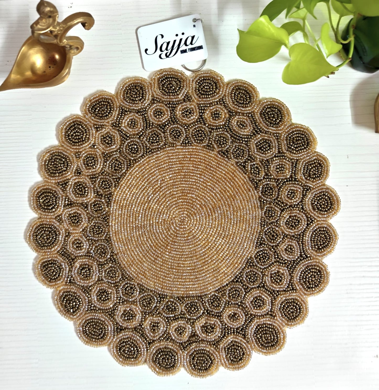 Glamorous Golden Beads Round Table Mat
