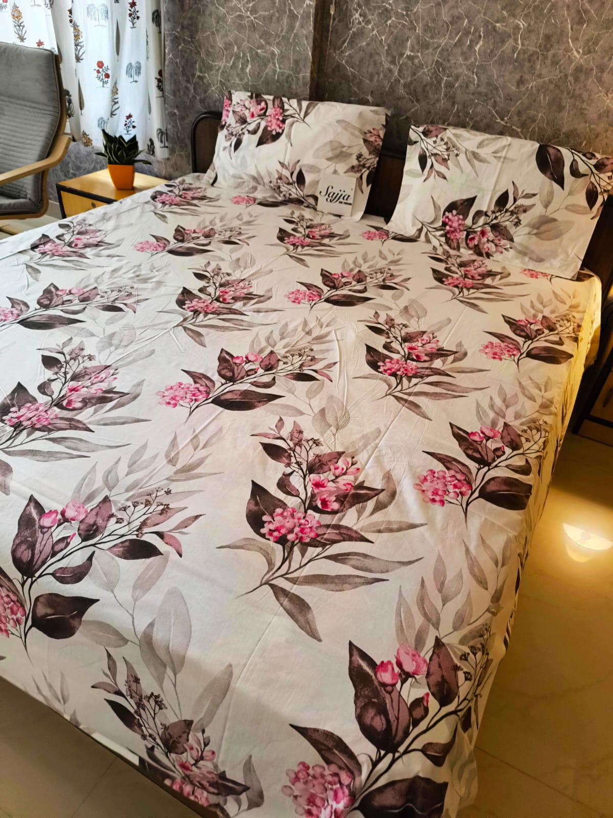 Premium Luxury Collection Water colour Series Cotton Pink Floral 108 inches x 108 inches King Bedsheet