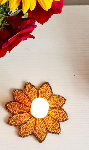 Decorative Handmade Sunflower Yellow Round Floral Beads Coaster Doily