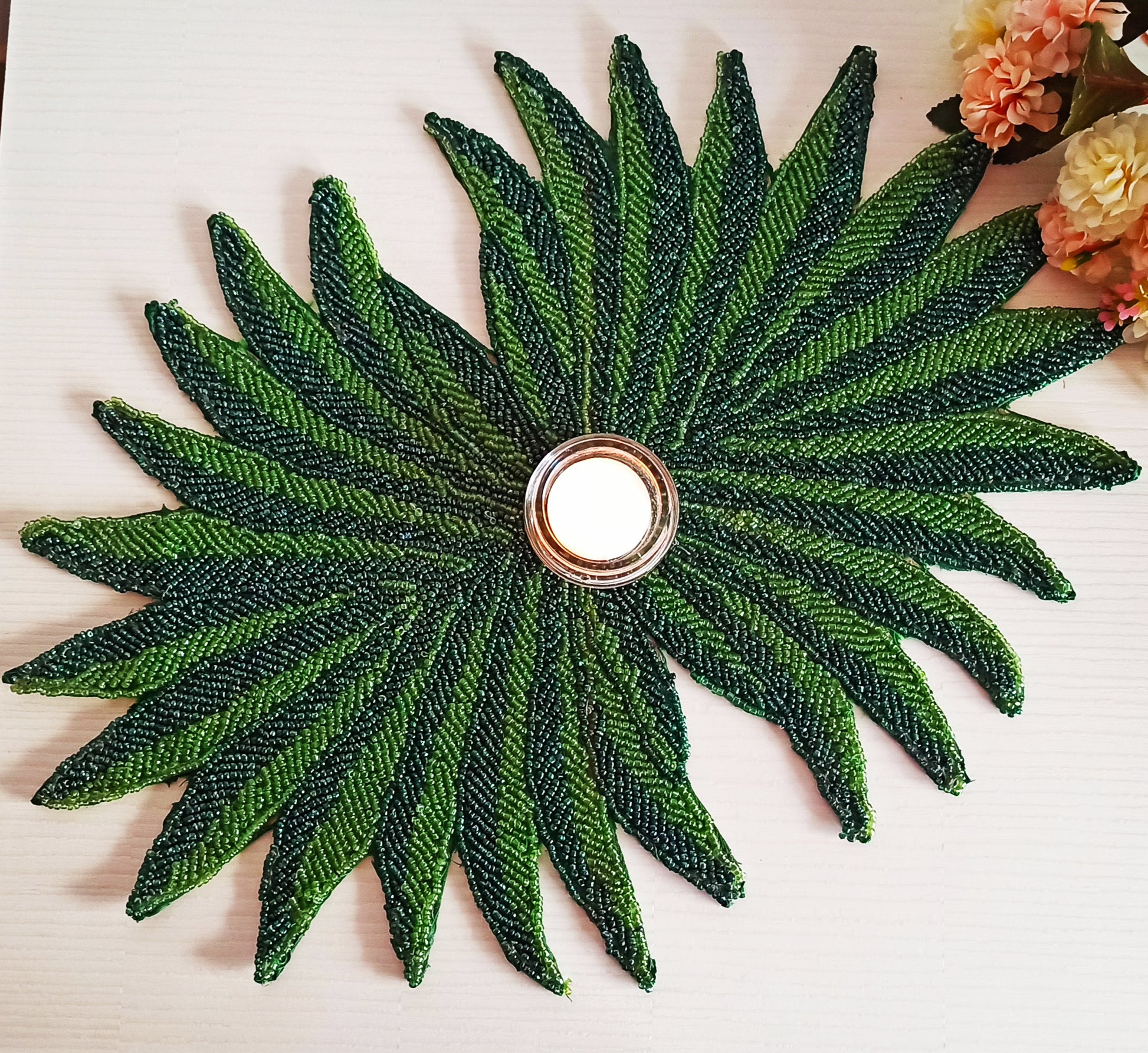 Classic Leaf Decorative Beads Table Placemat Beaded Décor Mat