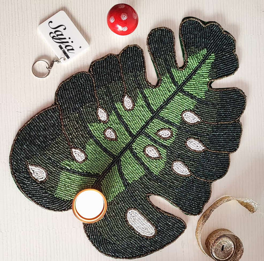 Monstera Leaf Decorative Beads Table Placemat Bead table mat