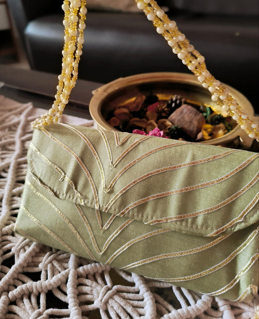 Designer Green Clutch Gift Bags | Handcrafted Potli Bags | Buy Party favors party favors