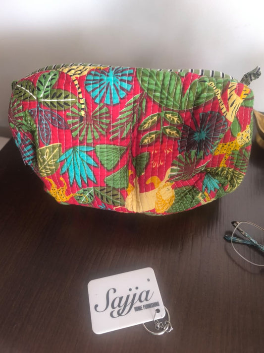 Hand Block Printed Cotton Quilted Floral Toiletry Bag 3 Piece Combo Set Waterproof Traveller Cosmetic Bags Travel Toiletry Kit