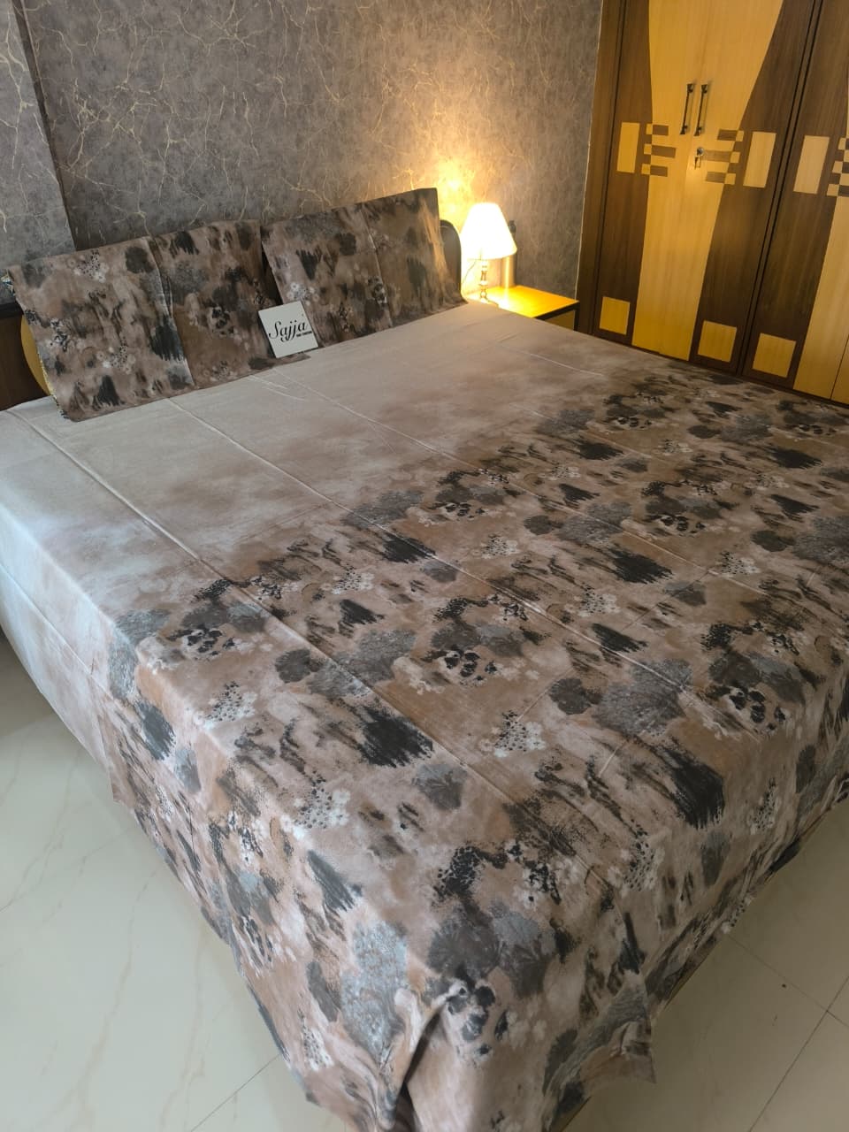 Premium Fine Cotton Ombre Super King Bedsheet Brown Hues Floral 108 x 108 inches