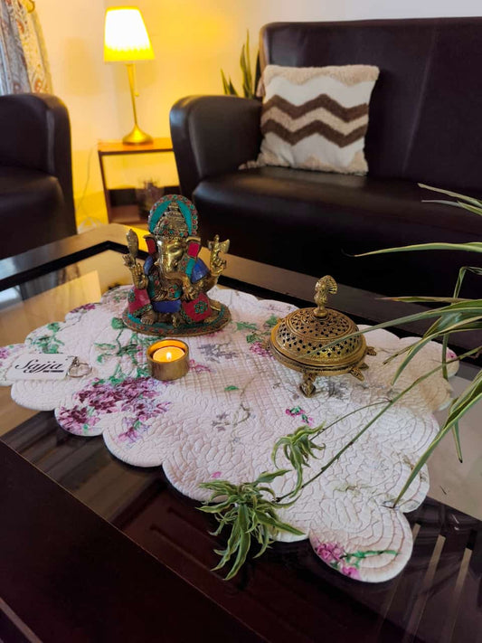 White With Floral Vine Cotton Cotton Quilted Reversible Table Placemat