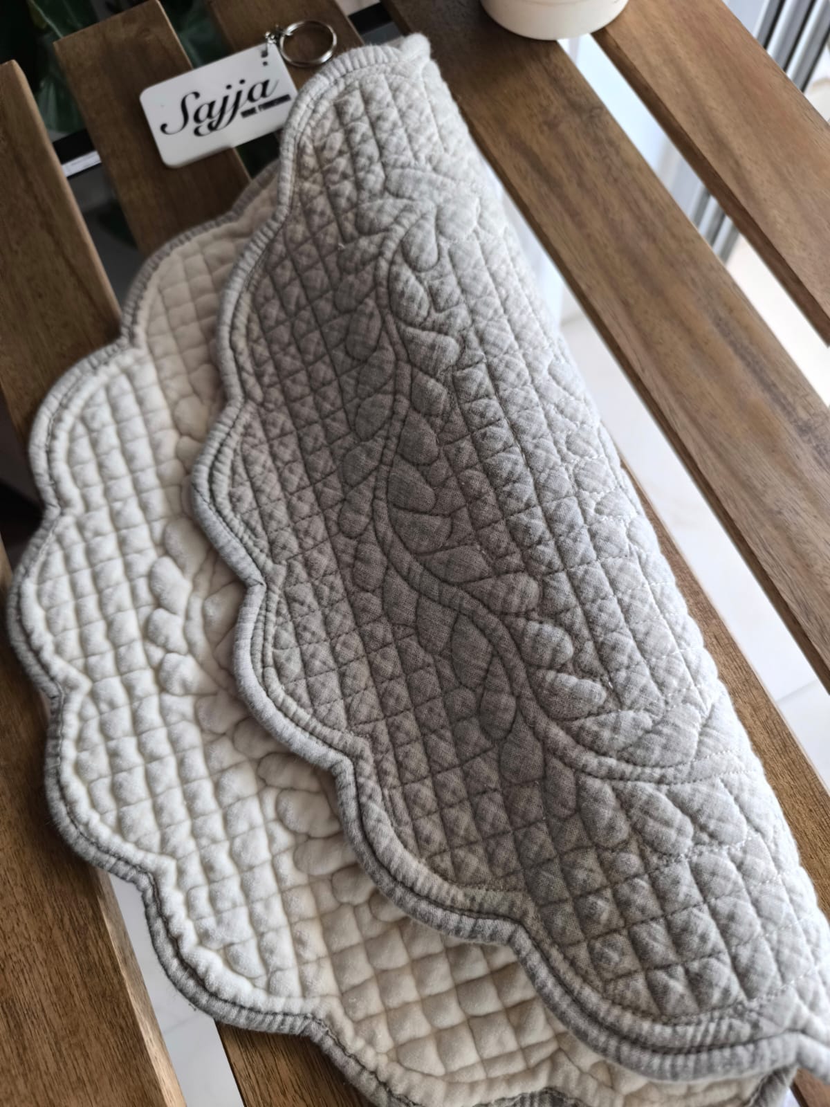 Velvet Ivory Patta Floral Hand Quilted Round Cotton Table Fabric Placemat