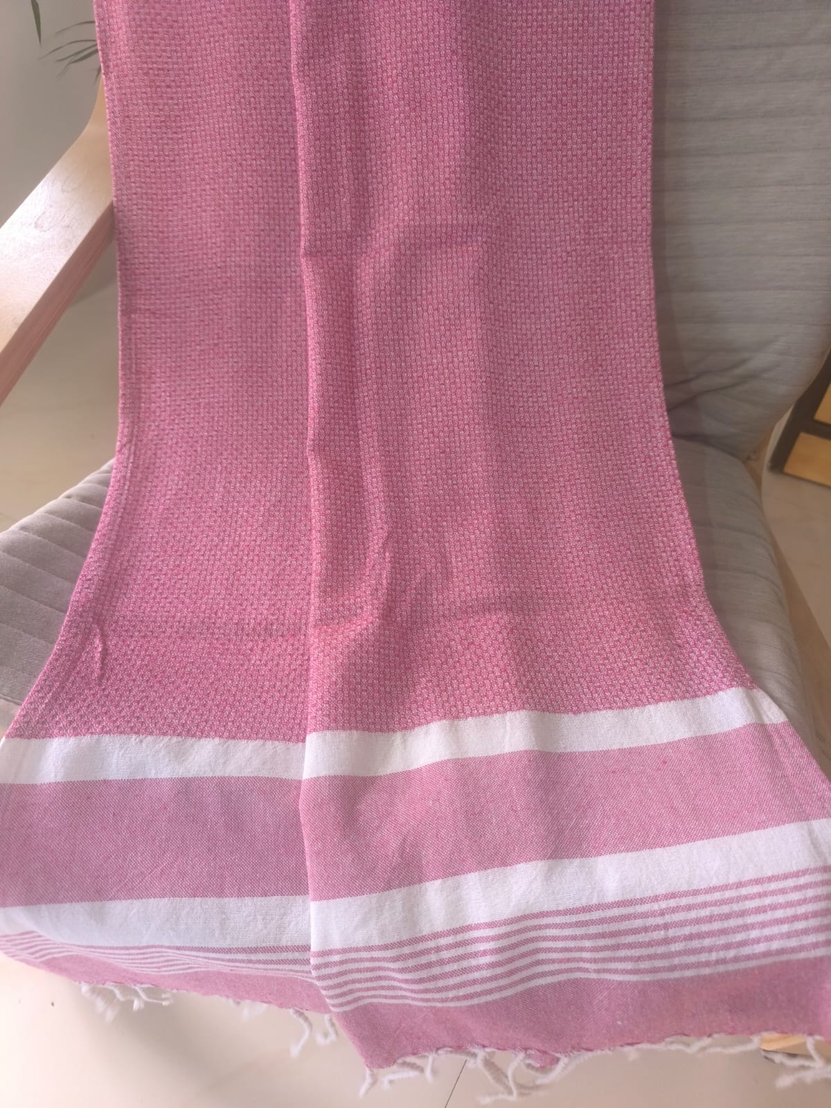 Absorbent Weaved Tasseled Turkish Organic Cotton Bath Towel Pink - large