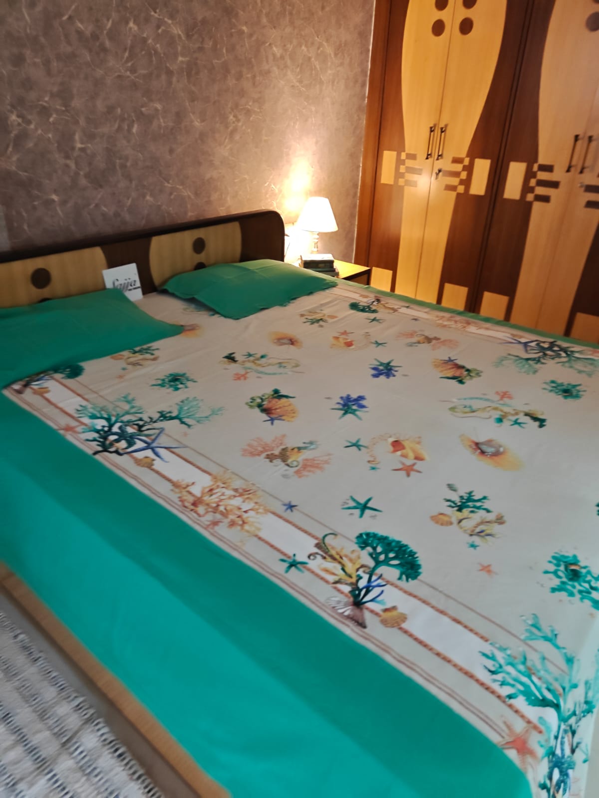 Thick Cotton Teal Green Coral Print King Size With Solid Border Double Bedcover with 2 Pillow Covers (100*108) Inch