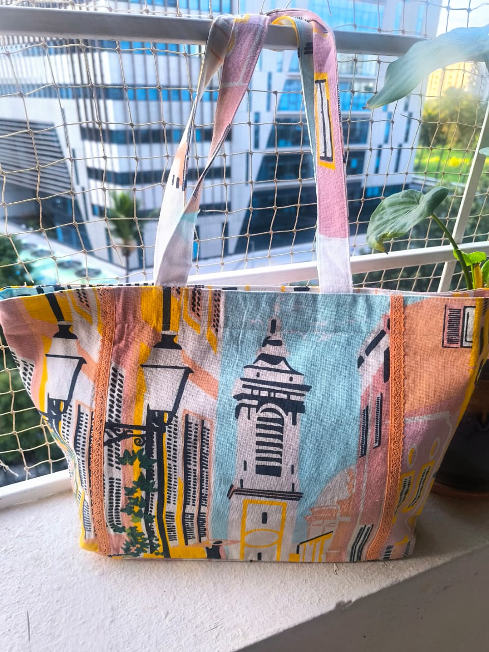 Citylights Designer Chic Cotton Cloth Shopping Bag Tote Bag With Zip