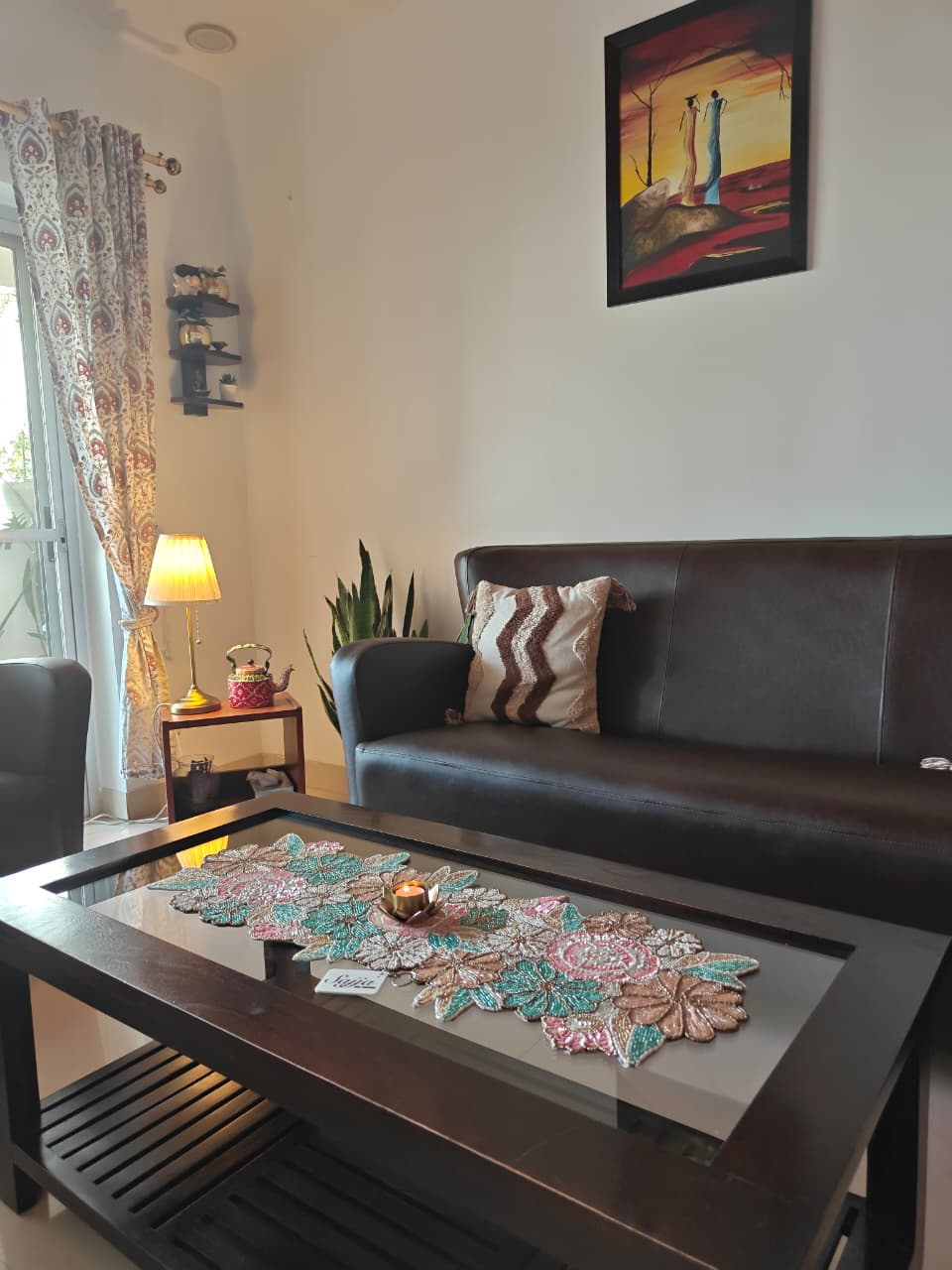 Garden Of Roses Flower White Based Beads Table Runner