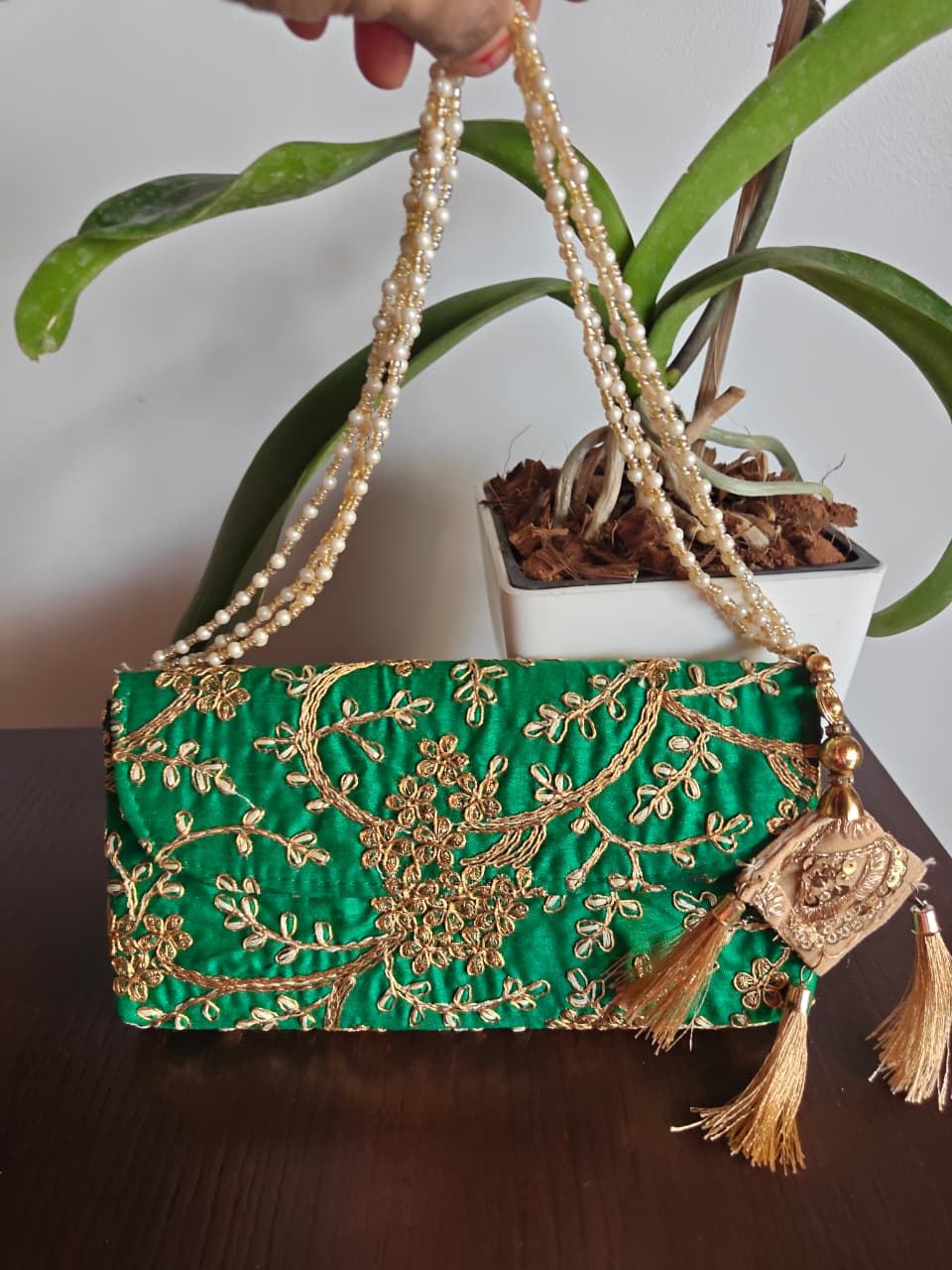 Designer Embriodered Green Clutch Gift Bags | Handcrafted Potli Bags | Buy Party favors party favors