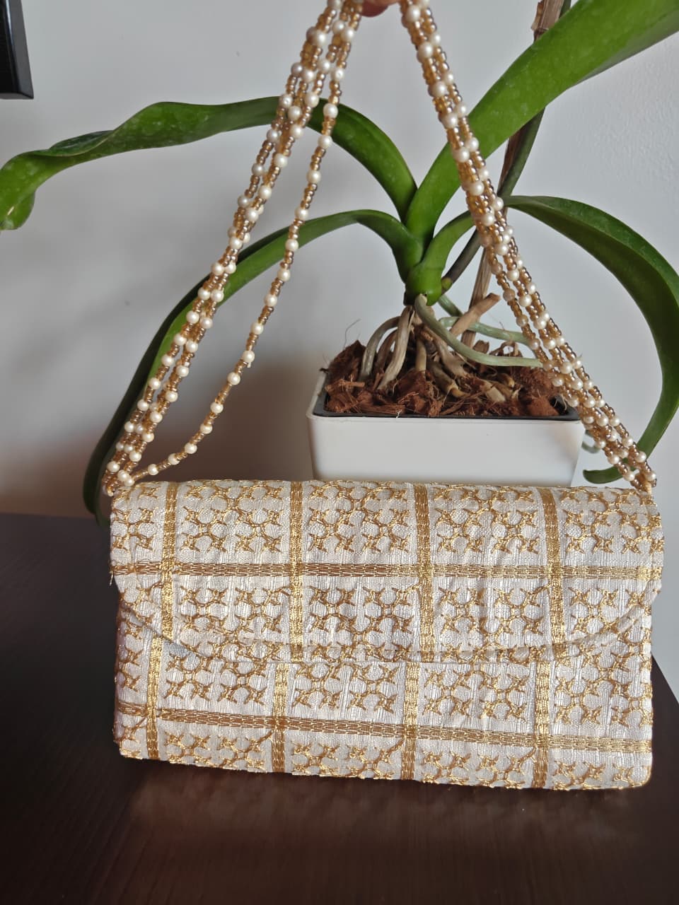 Designer Cream Clutch Gift Bags | Handcrafted Potli Bags | Buy Party favors party favors