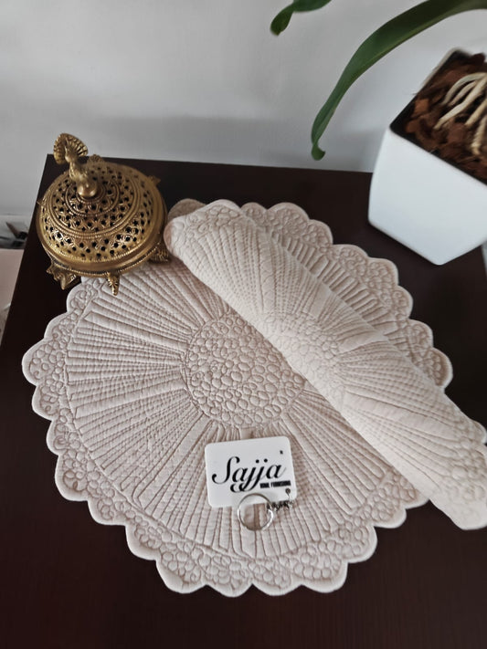 Cotton Victorian Light Beige Quilted Round Placemat Round (Set of 2), Medium size