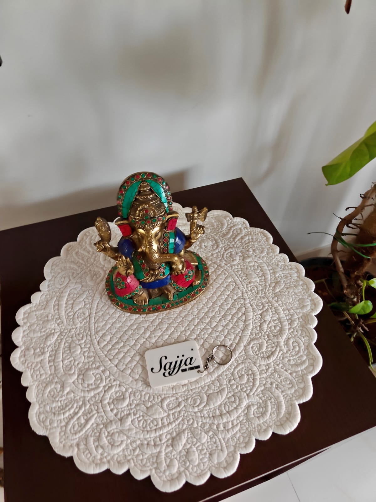 Ivory Floral Cotton Round Table Fabric Decorative Quilted Placemat mat 1 piece