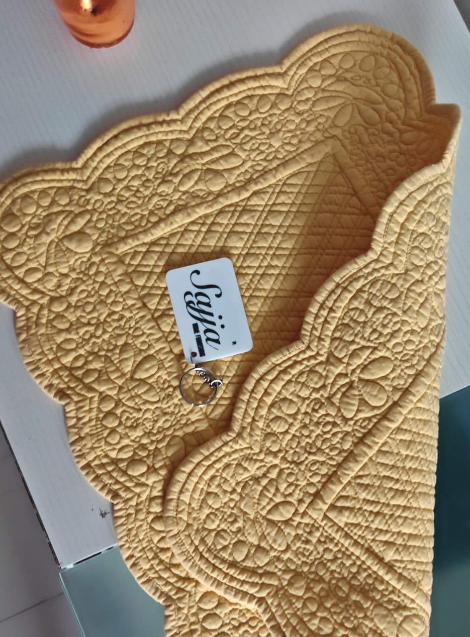 Chic Reversible Yellow Stylish Quilted Table Placemat Mat