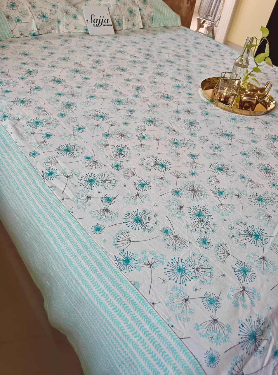 Duck Cotton Teal Turquoise King Size With Solid Border Double Bedcover with 2 Pillow Covers