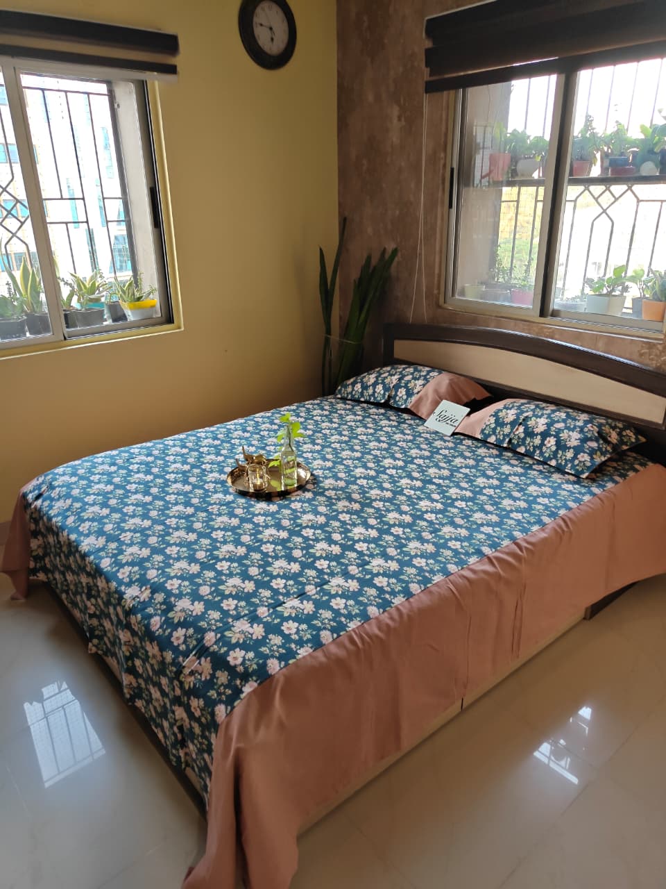 English Blue Floral Cotton King Size With Solid Border Double Bedcover with 2 Pillow Covers 