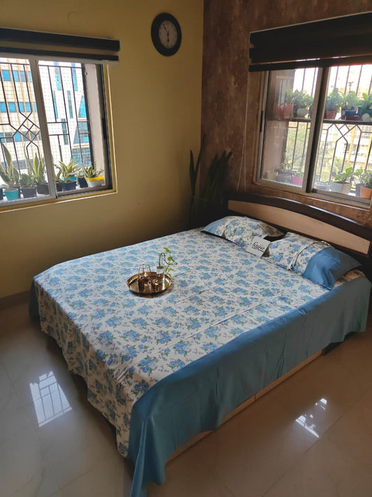 Signature Sajja Blue Floral Cotton King Size With Solid Border Double Bedcover with 2 Pillow Covers
