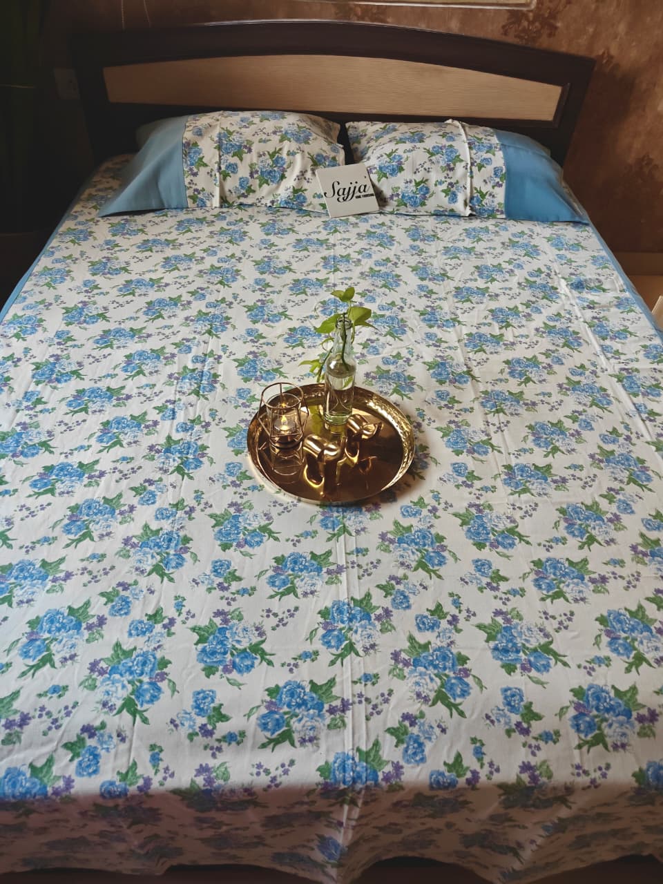 Signature Sajja Blue Floral Cotton King Size With Solid Border Double Bedcover with 2 Pillow Covers
