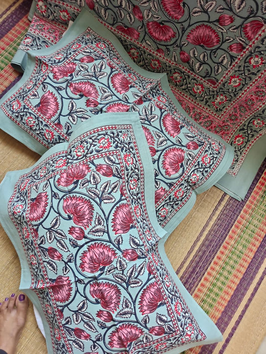 Heritage Vintage Ash Pink Cotton Floral Double Bedsheet King (9 feet x 9 feet)