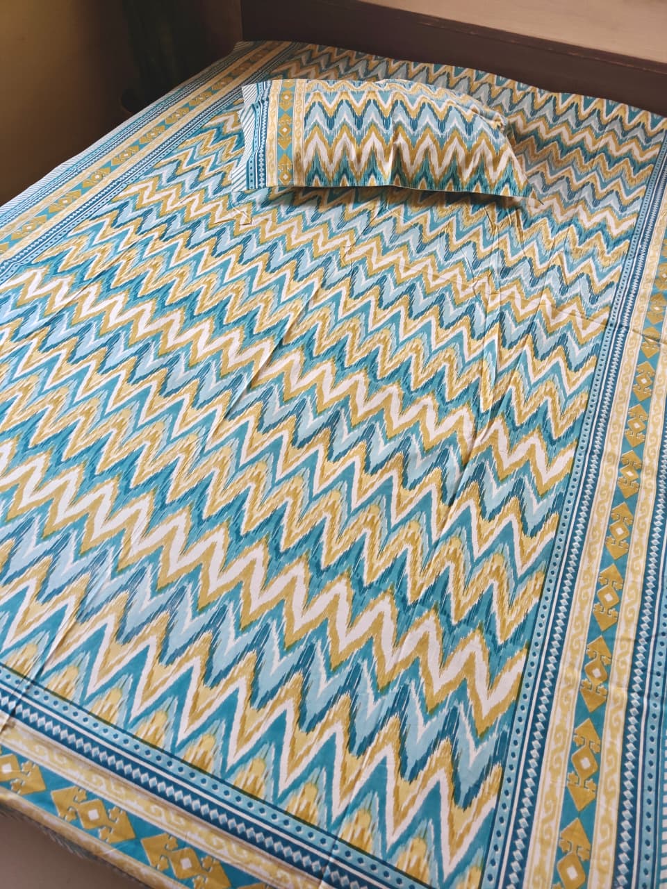 Hand block Print Pure Cotton Blue Ikat Single Bedsheet (60 x 90in)