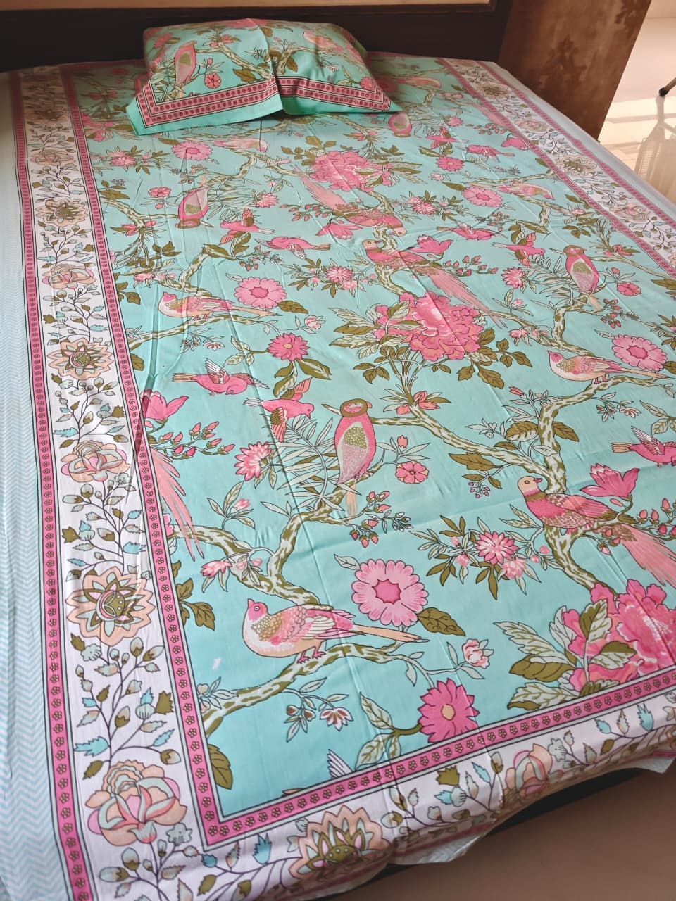 Autoloom South Cotton Cotton Aqua Green Floral Single Bedsheet (63 x 90 in)