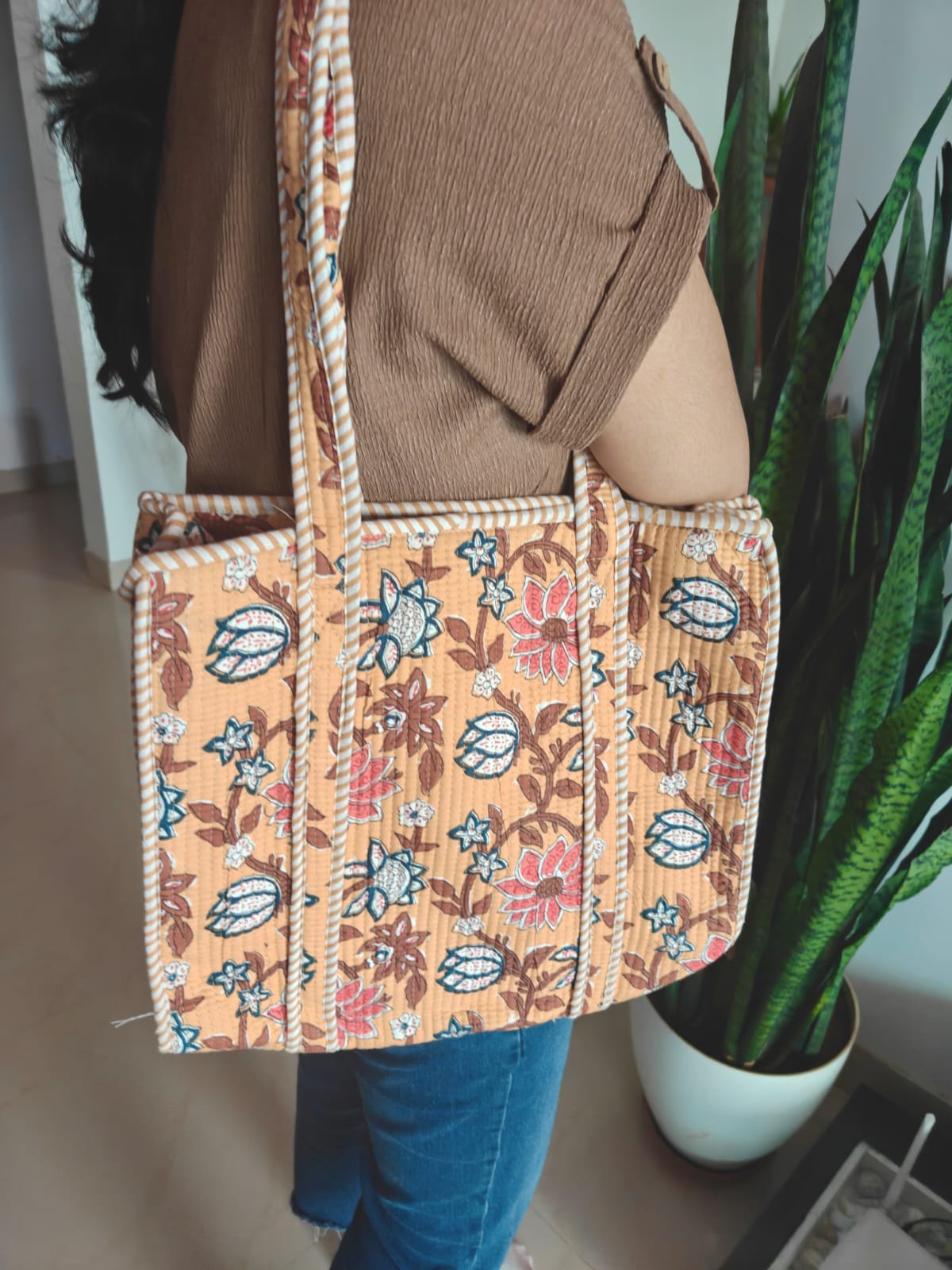 Stylish Floral Peach Hand Block Printed Quilted Lunch Bag -Girl Women kids