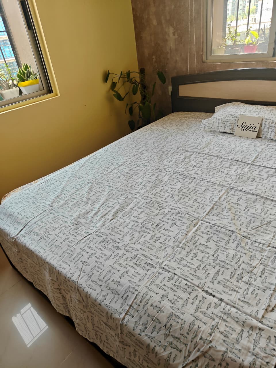 Chic Premium Cotton White Green Fishes Single Bedsheet