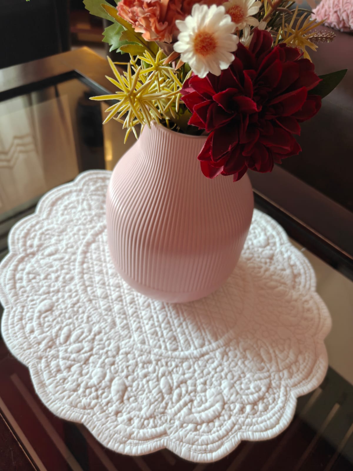 White Spirally Oval Round Table Fabric Decorative Quilted Table Mats 1 piece