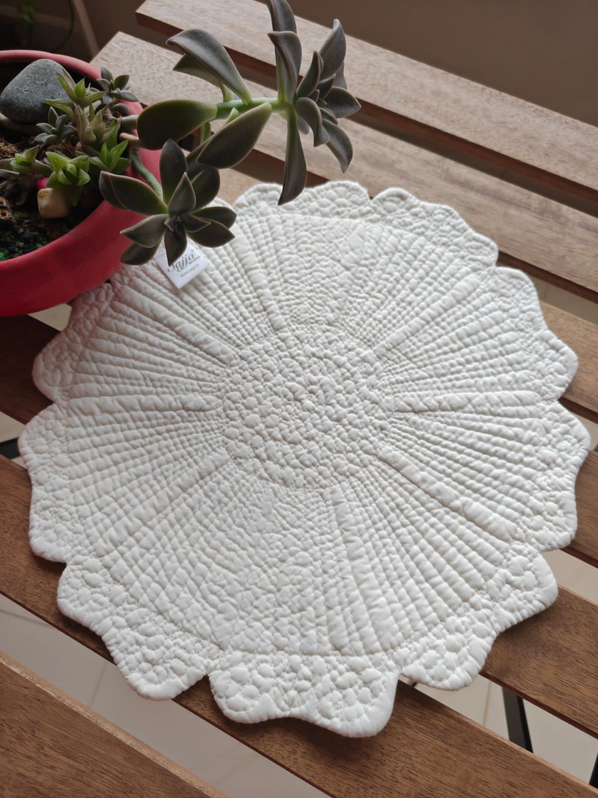 Reversible Ivory Printed Small Round Table Placemat Trivet - 1 piece