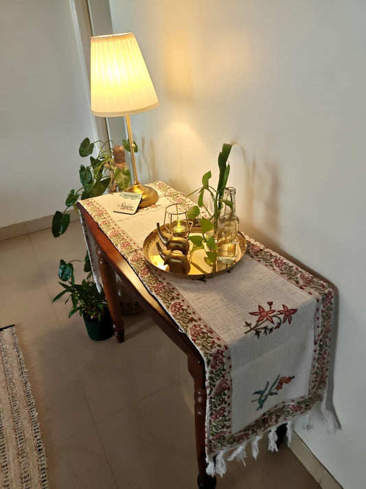 Floral Jute Slub Yarn Cotton Hand Block Printed Table Runner 6 Seater Dining Table