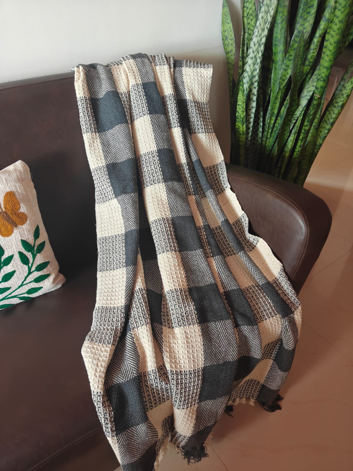 Designer Black White Bohomein Pure Cotton Check Waffle Throws (Onesize)