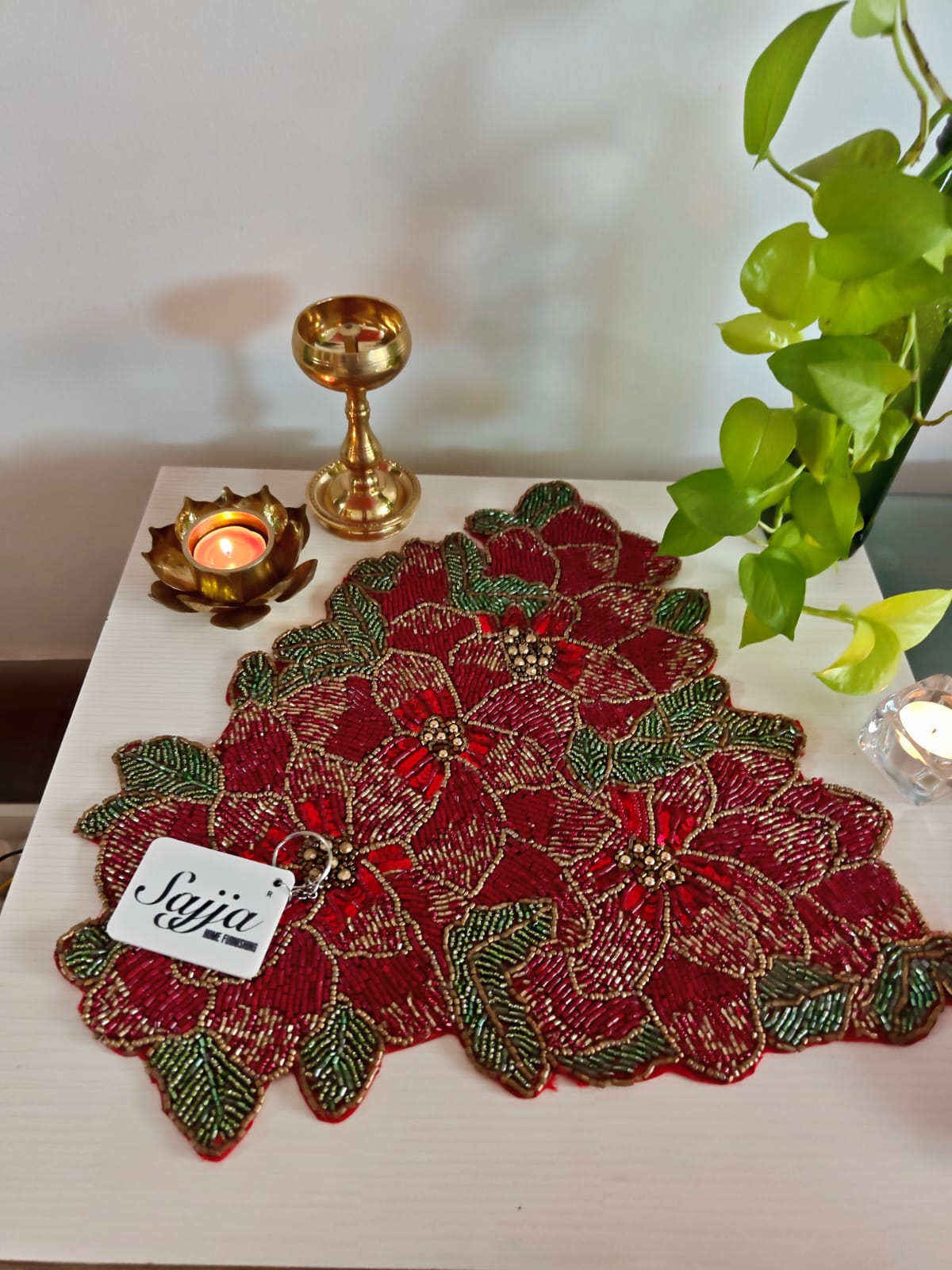 Designer Regal Handcrafted Floral Poinsettia Beaded Glass Placemat Table Mat