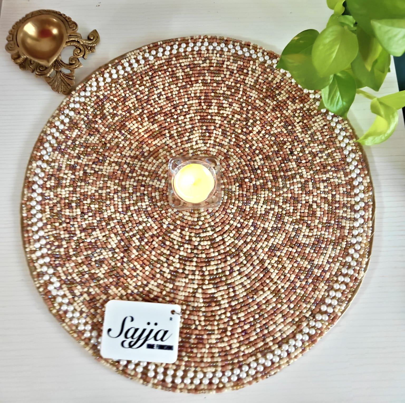 Stylish Handcrafted Elegant Beige Natural Beads Glass Table Mat Placemat